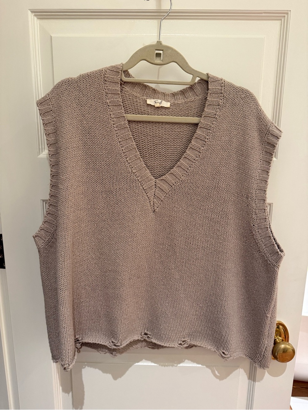 V-Neck Sleeveless Knit Sweater Vest - Taupe